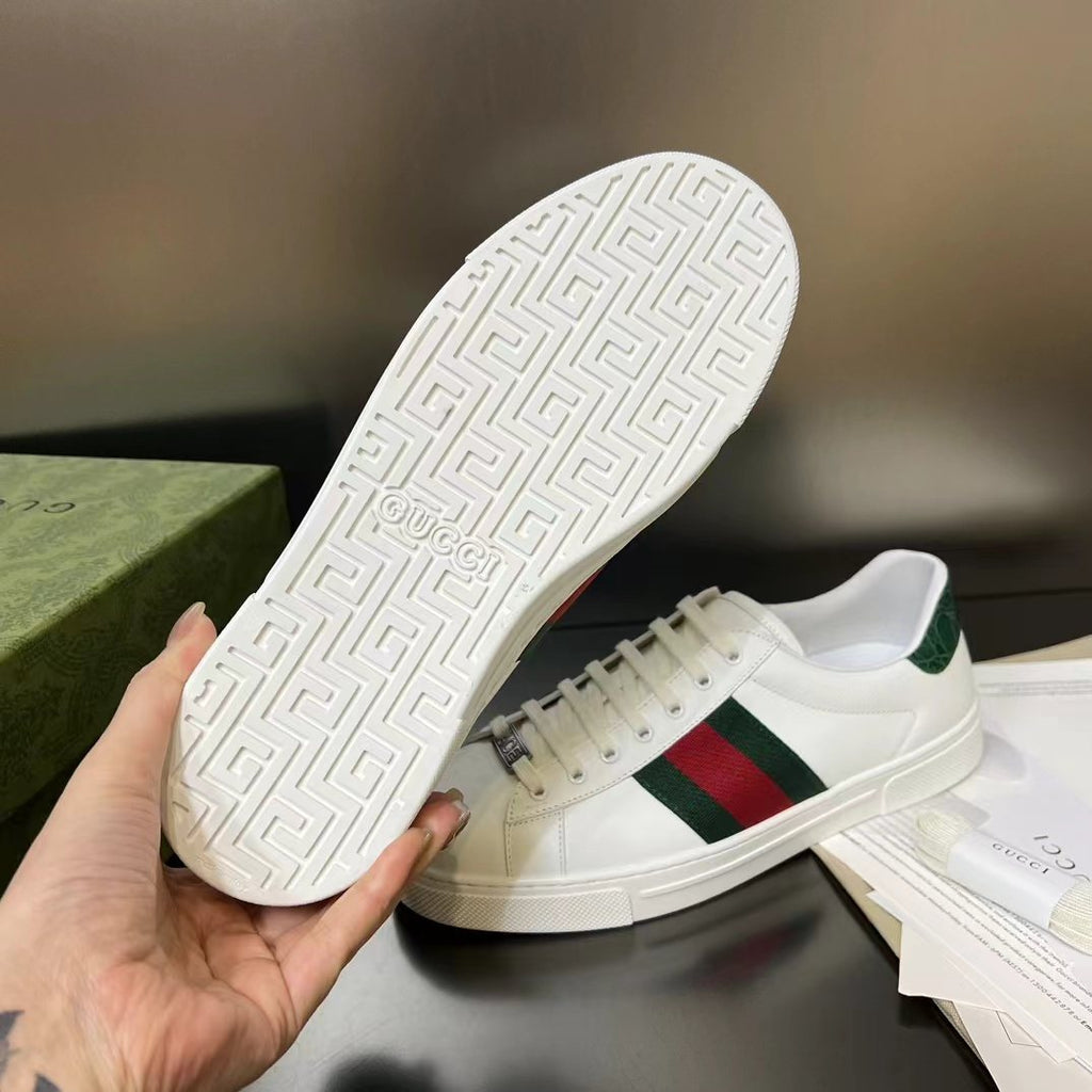 GUCCI White Green-Red Stripe Low-Top Sneakers — detail